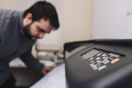 tiskalnik za nalepke